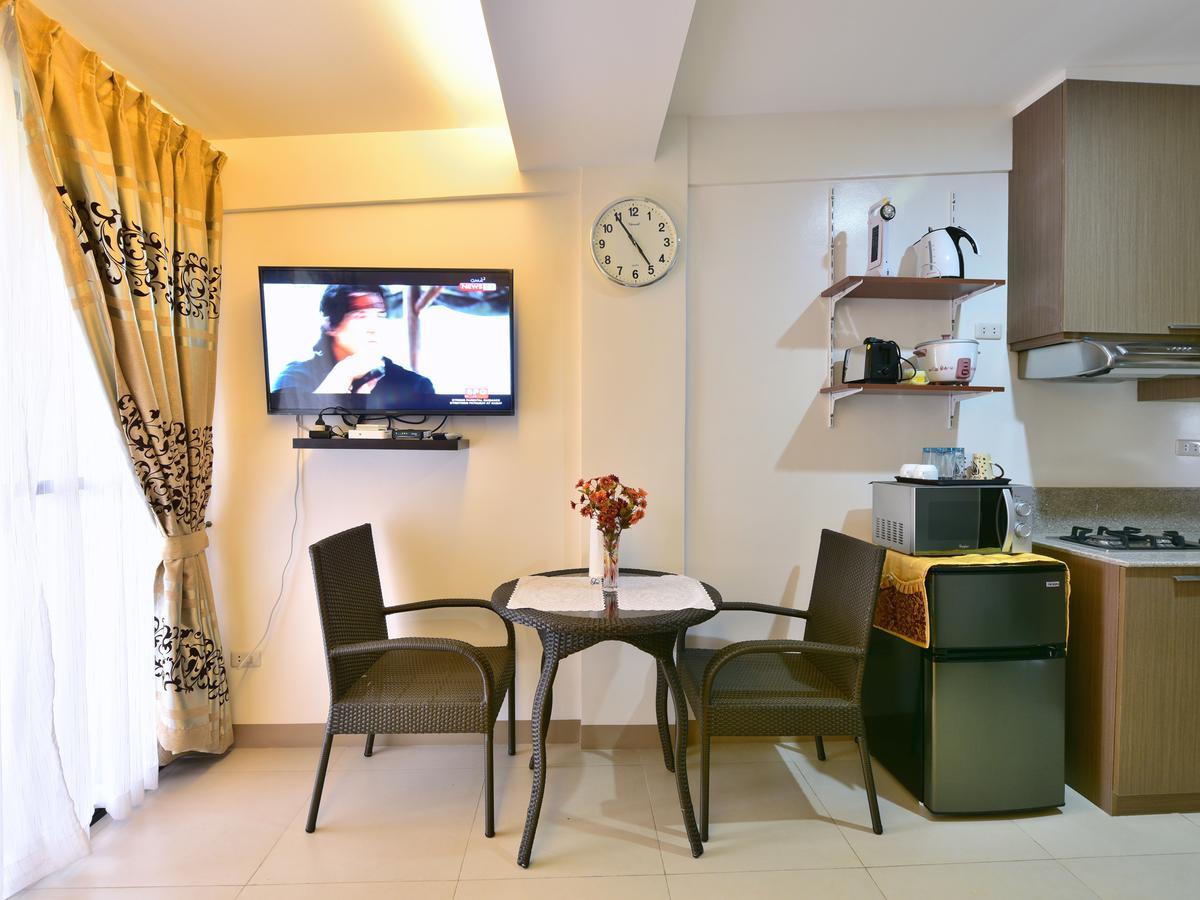 Anahaw Apartments Whitebeach Manoc-Manoc Zewnętrze zdjęcie