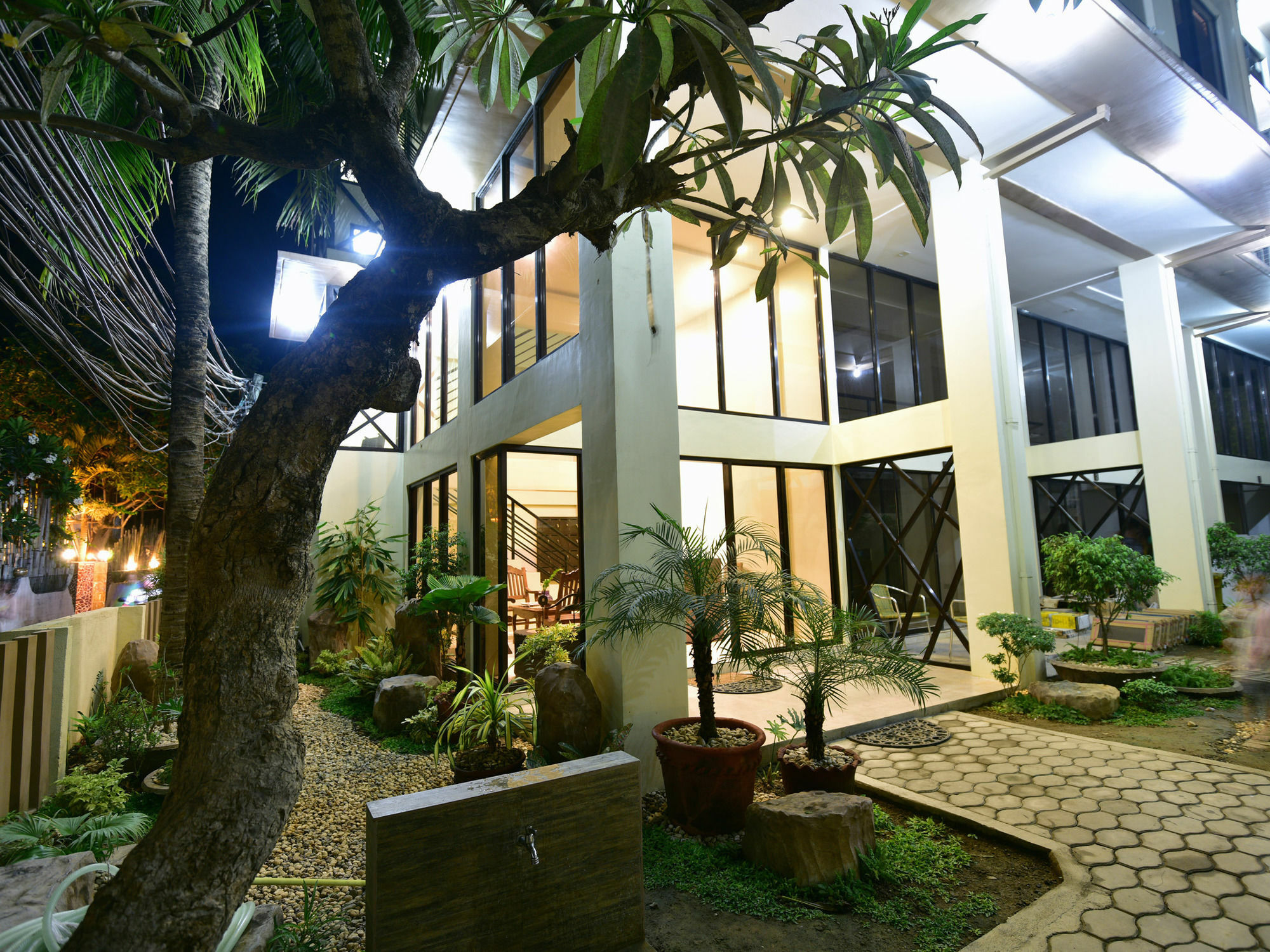 Anahaw Apartments Whitebeach Manoc-Manoc Zewnętrze zdjęcie