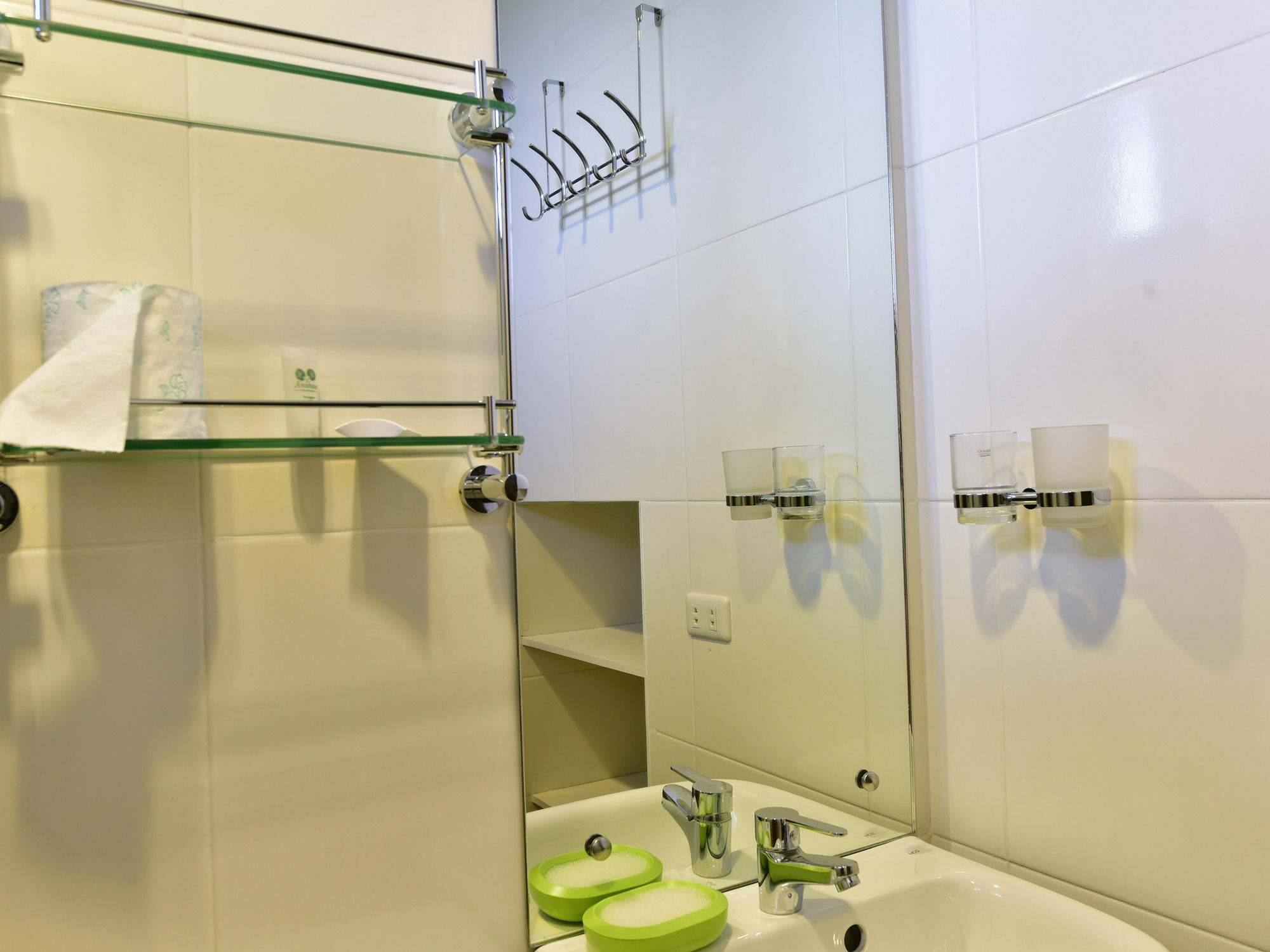 Anahaw Apartments Whitebeach Manoc-Manoc Zewnętrze zdjęcie